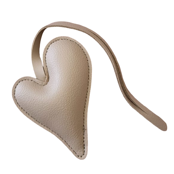 Beige Heart Charm | تعليقة قلب بيج