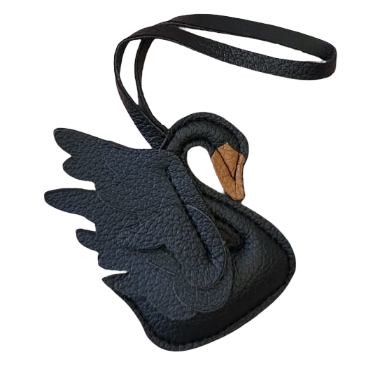 Black Swan Charm | تعليقة بجعة سوداء